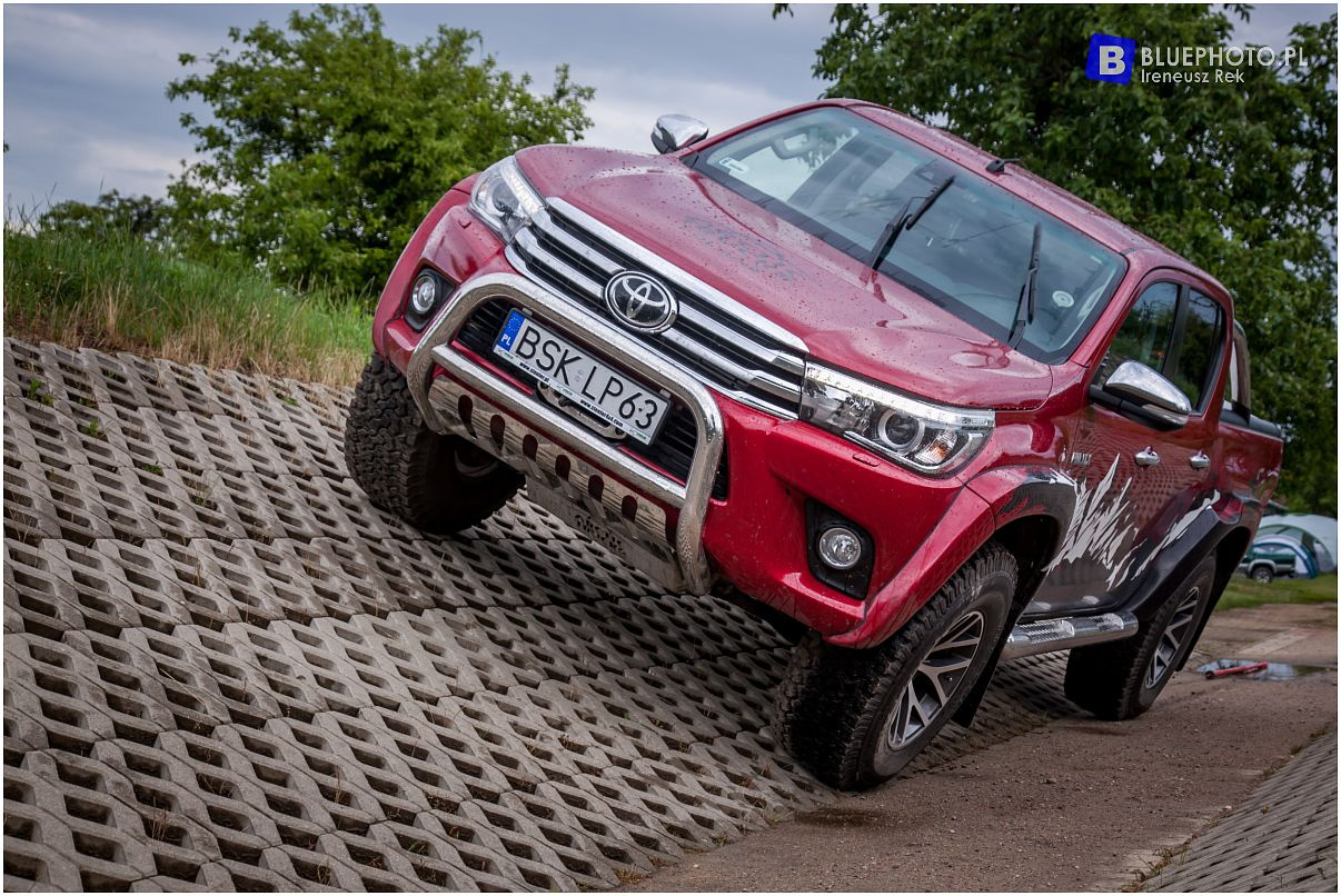 Hilux Revo Arctic Truck