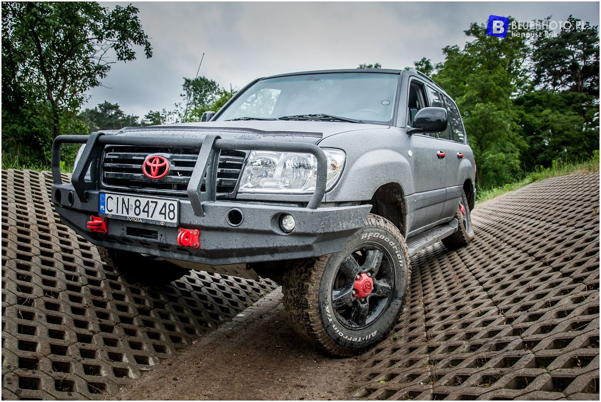 Land Cruiser HDJ100 NELKA