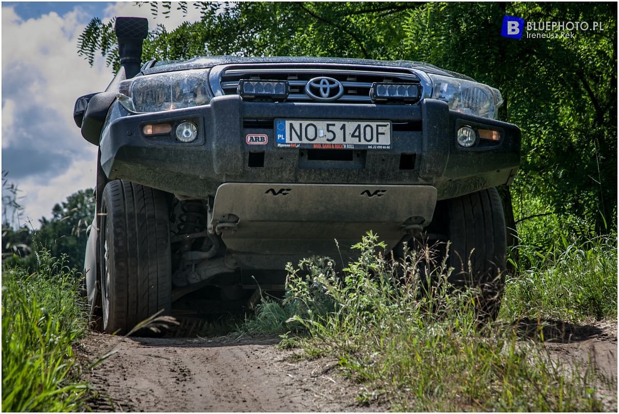 Toyota Land Cruiser VDJ200 Maćka z Land Ctuiser Serwis