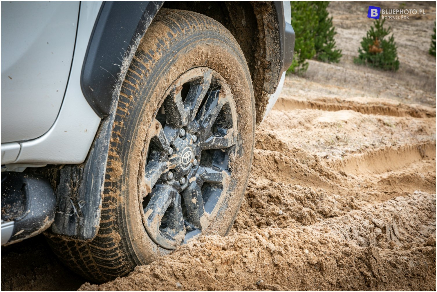 Hilux INVINCIBLE 2021 - pierwszy test