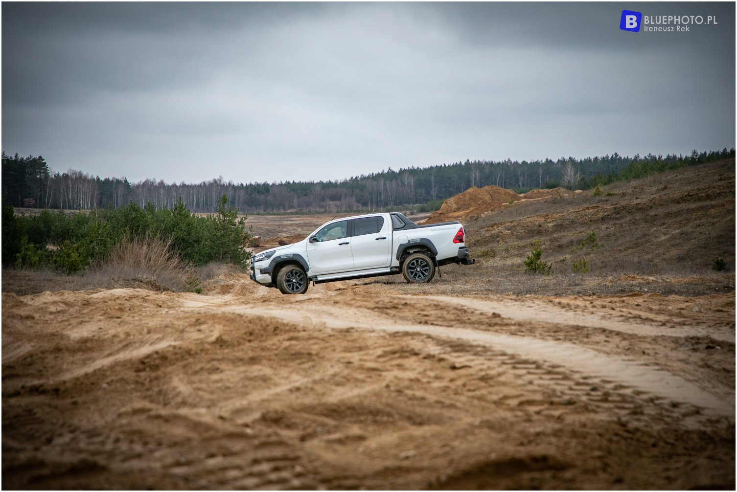 Hilux INVINCIBLE 2021 - pierwszy test