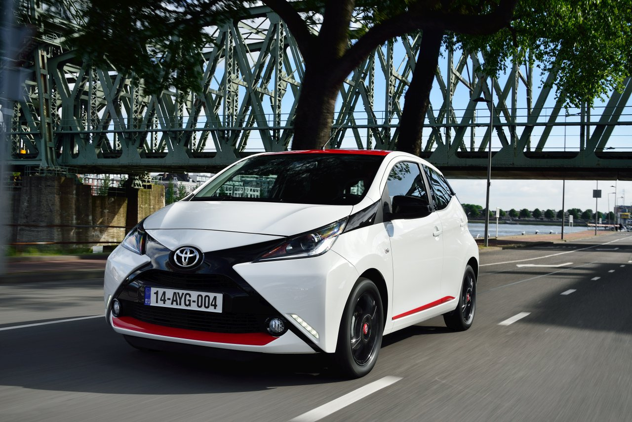 Toyoty w plebiscycie MotoAs