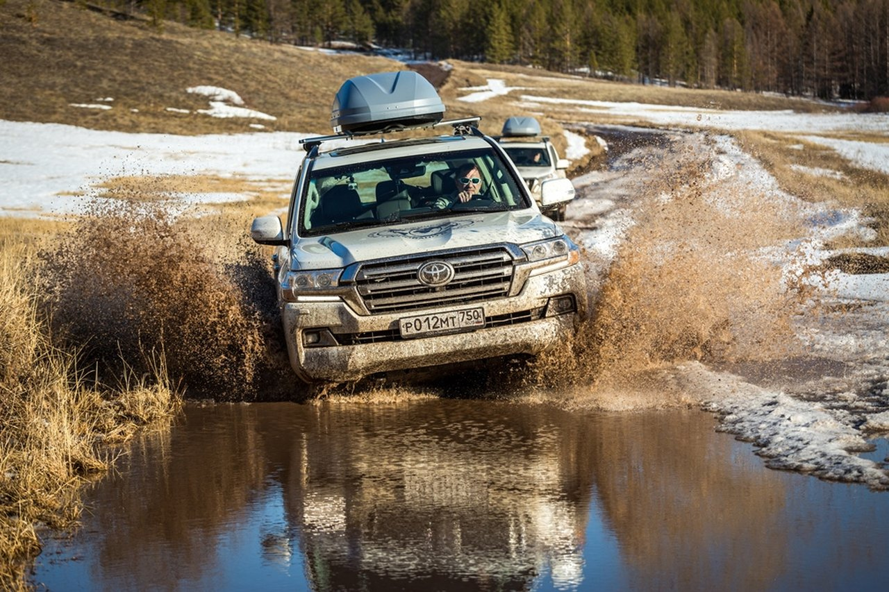 Land Cruiser na Evereście