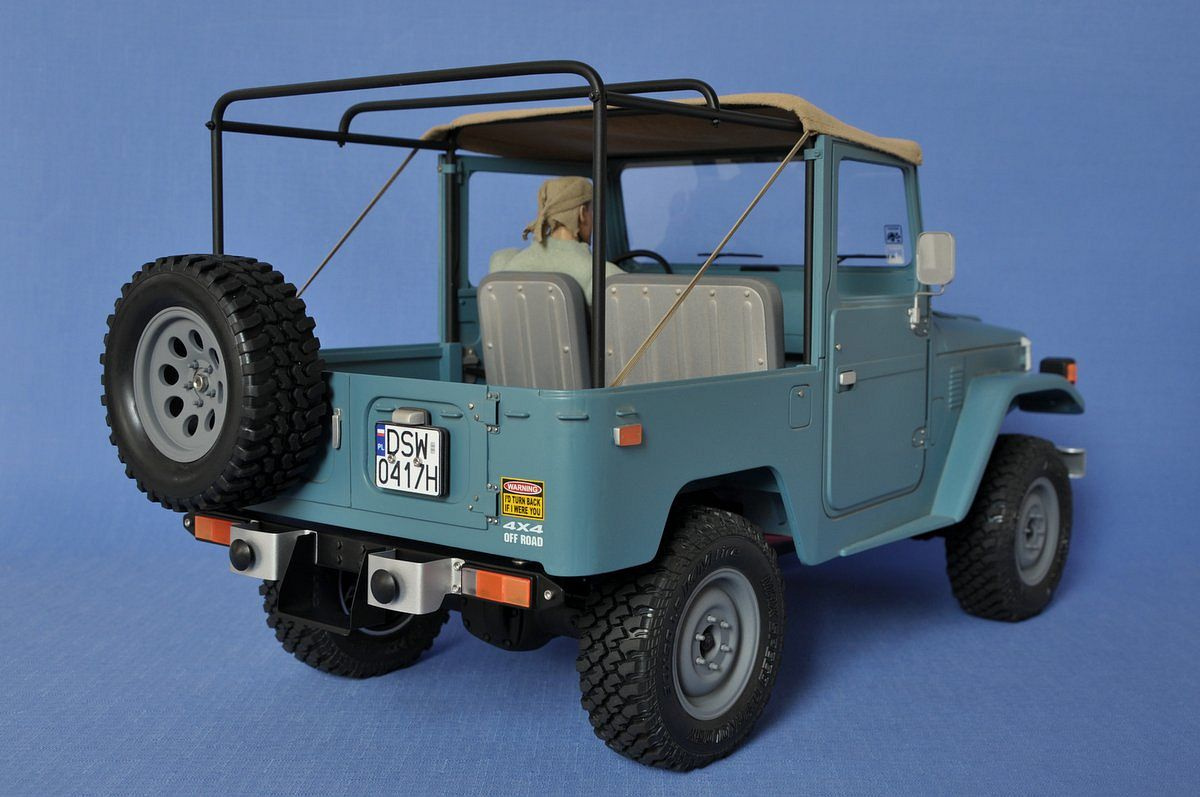 FJ40 - modelarskie cudo do jazdy po skalowym terenie