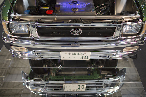 Hilux na targach Mooneyes Japan Show