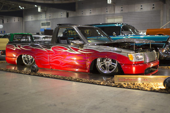 Hilux na targach Mooneyes Japan Show