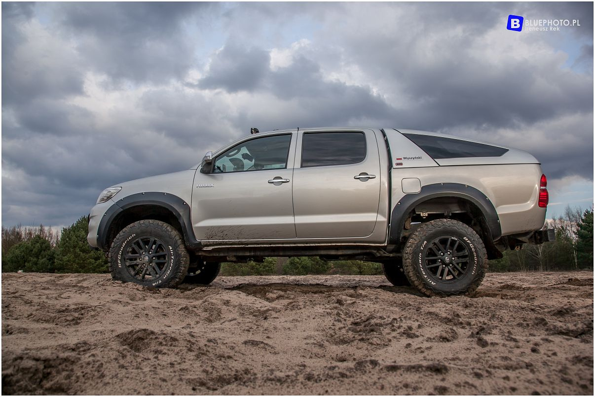 Toyota Hilux VII - Globo