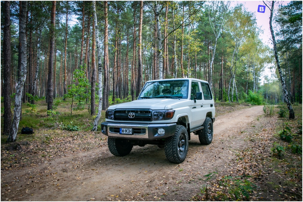 Toyota Land Cruiser HZJ71 Emil