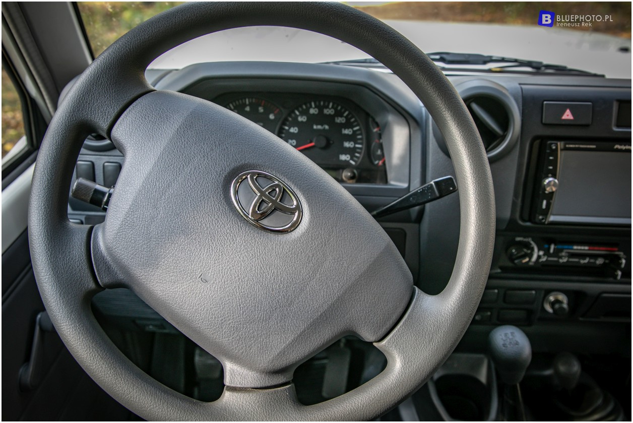 Toyota Land Cruiser HZJ71 Emil