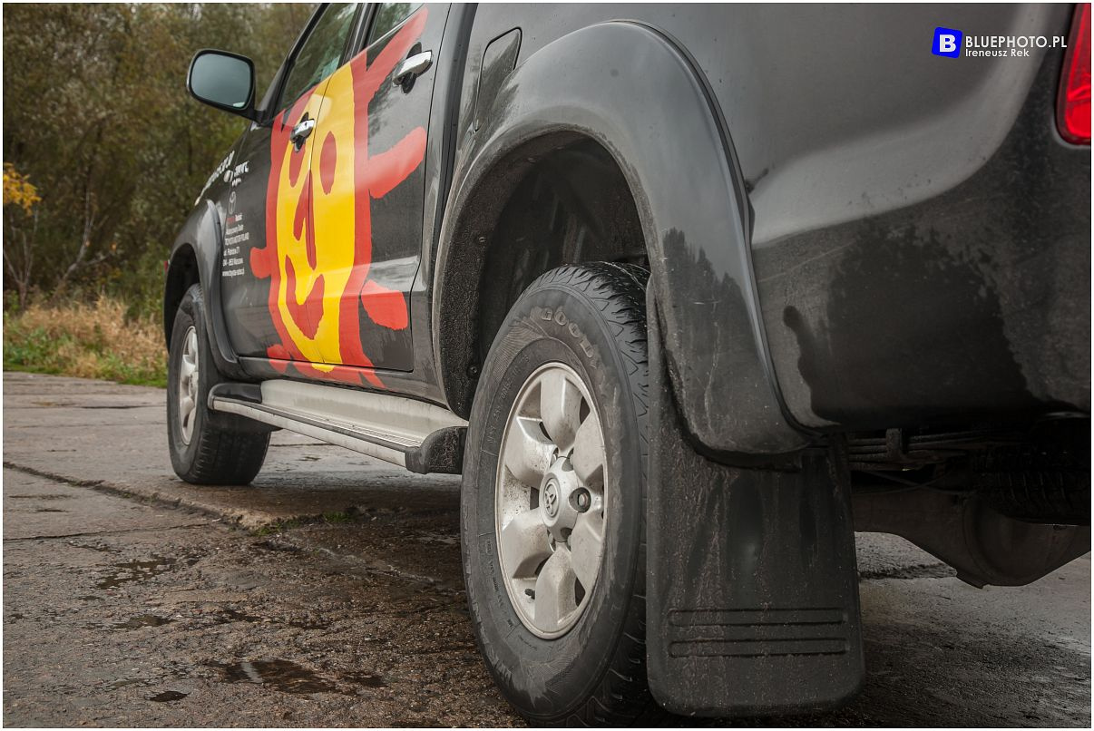 Toyota Hilux VII z Radości