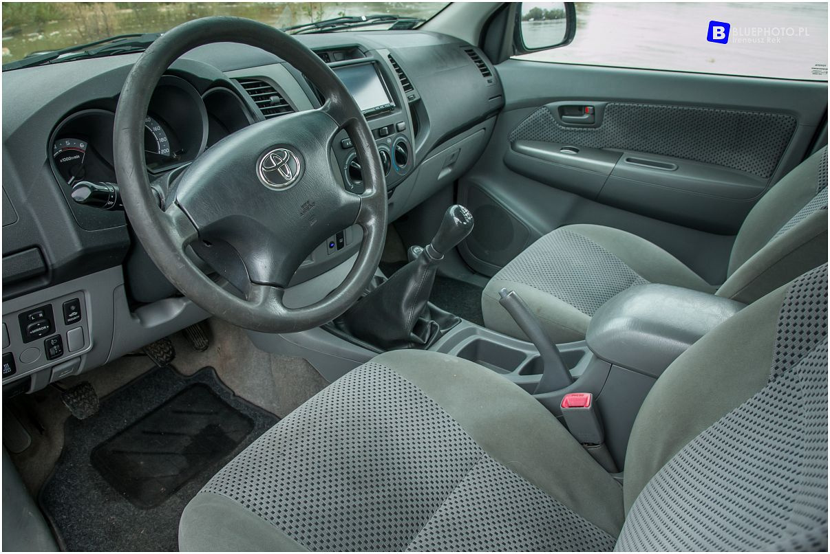 Toyota Hilux VII z Radości
