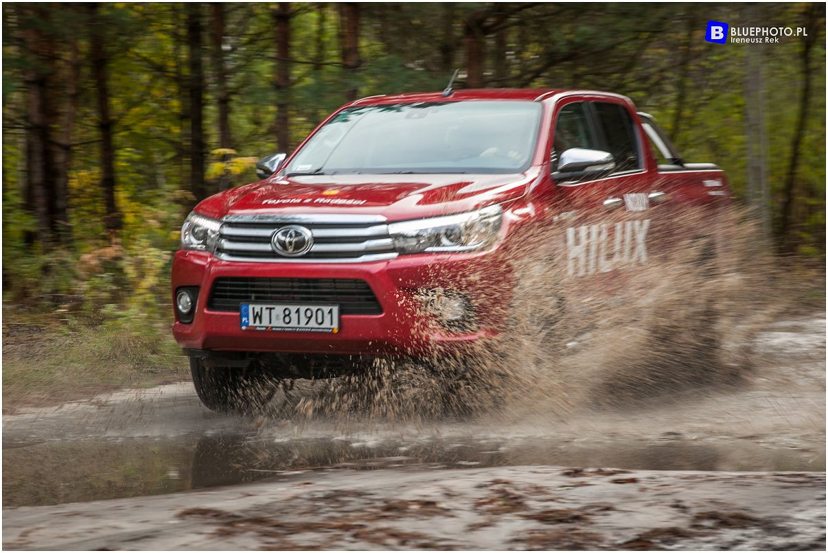 Hilux kontra Hilux