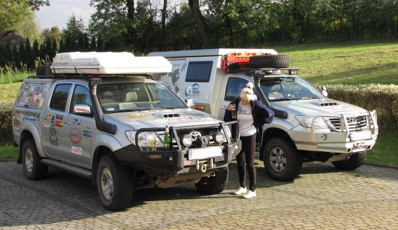 Hilux na wyprawę Wojtka i Wioli