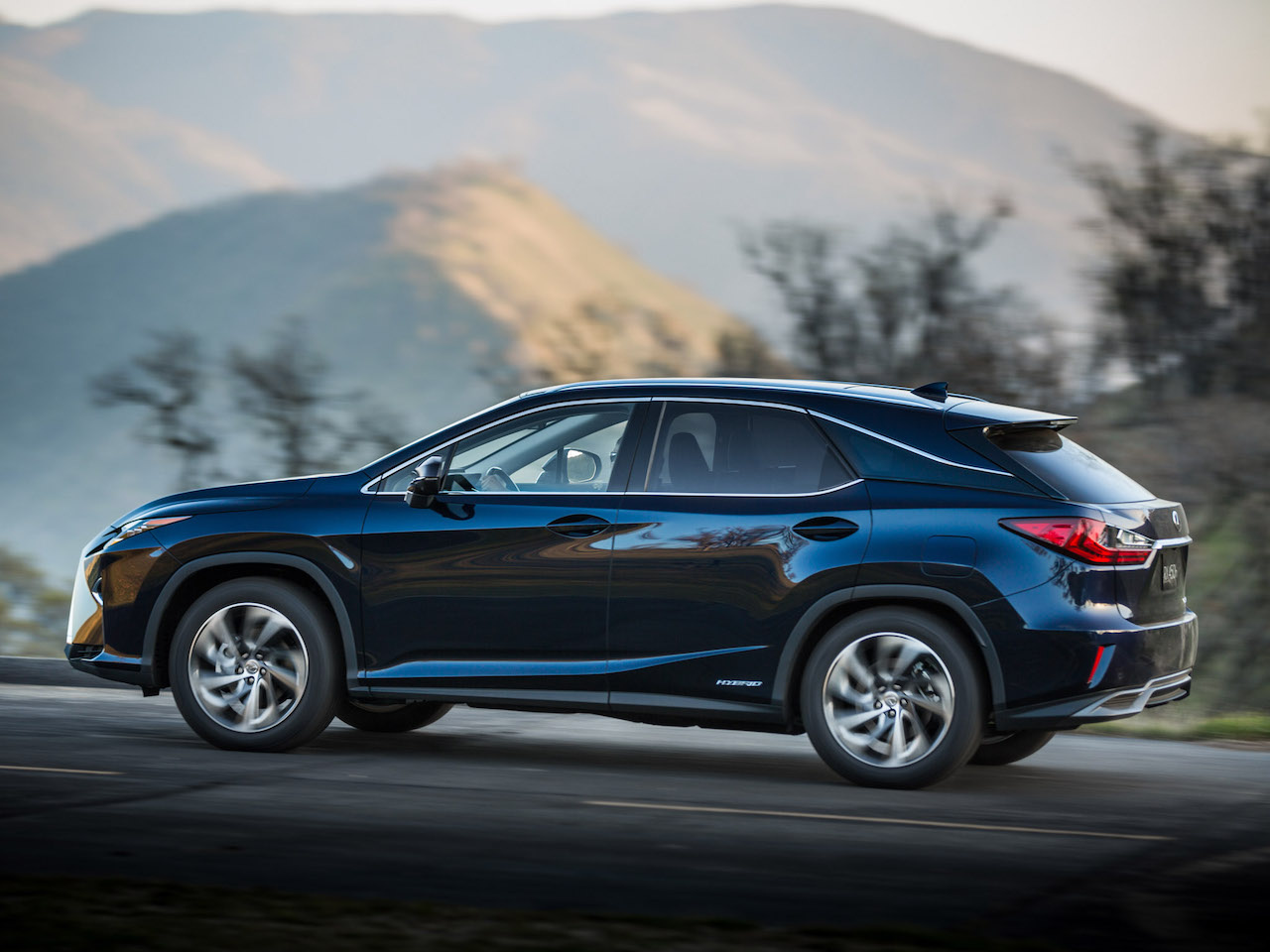 Modele Lexus