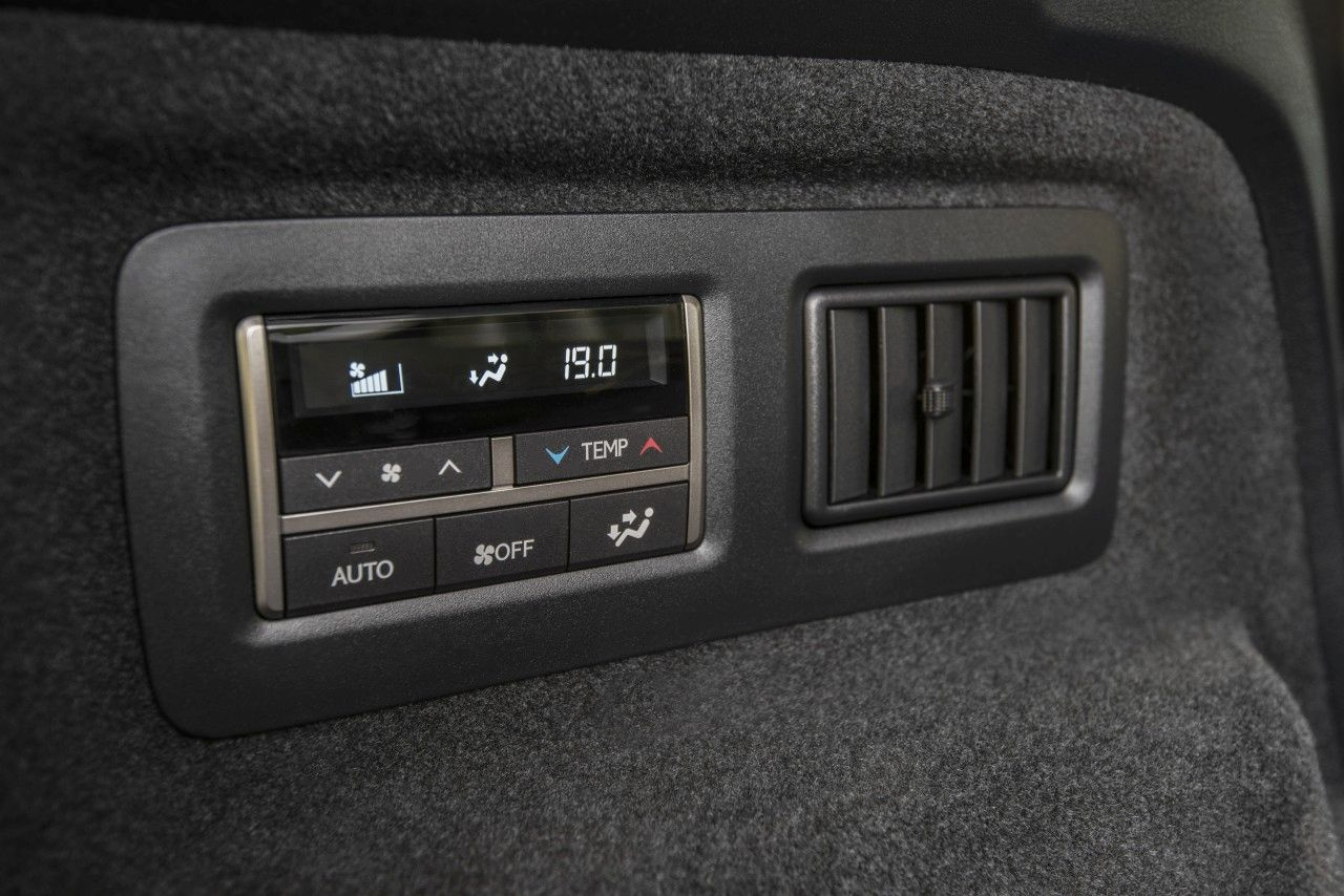 Lexus RX L