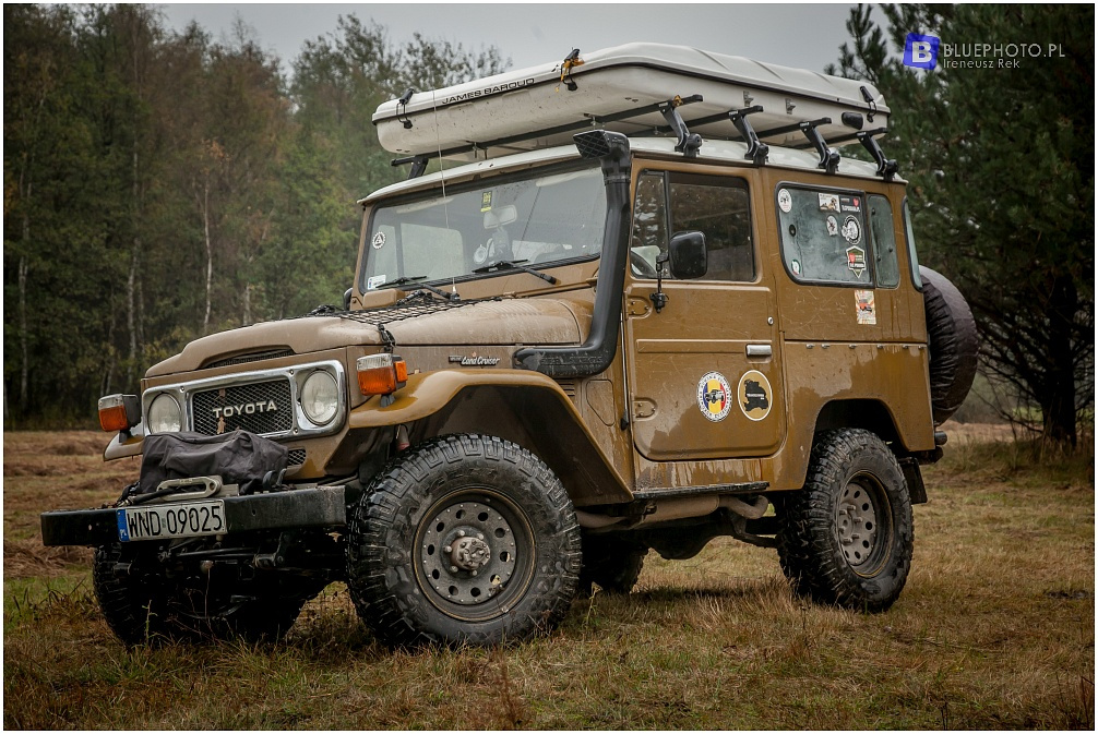 Land Cruiser FJ 40 Pawła i Violi