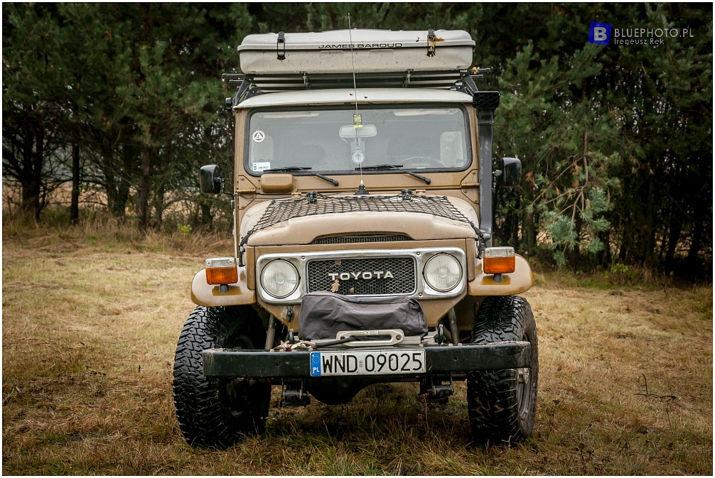 Land Cruiser FJ 40 Pawła i Violi