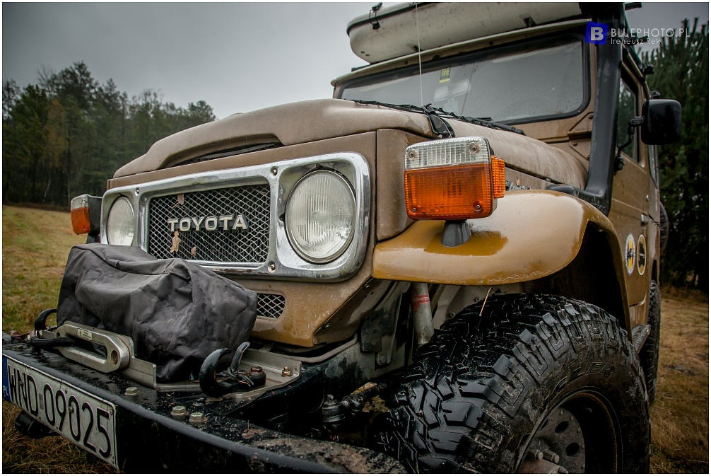 Land Cruiser FJ 40 Pawła i Violi