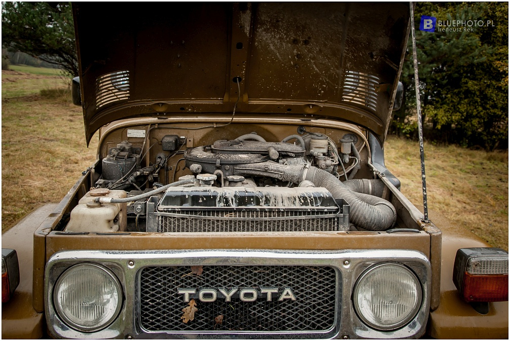 Land Cruiser FJ 40 Pawła i Violi