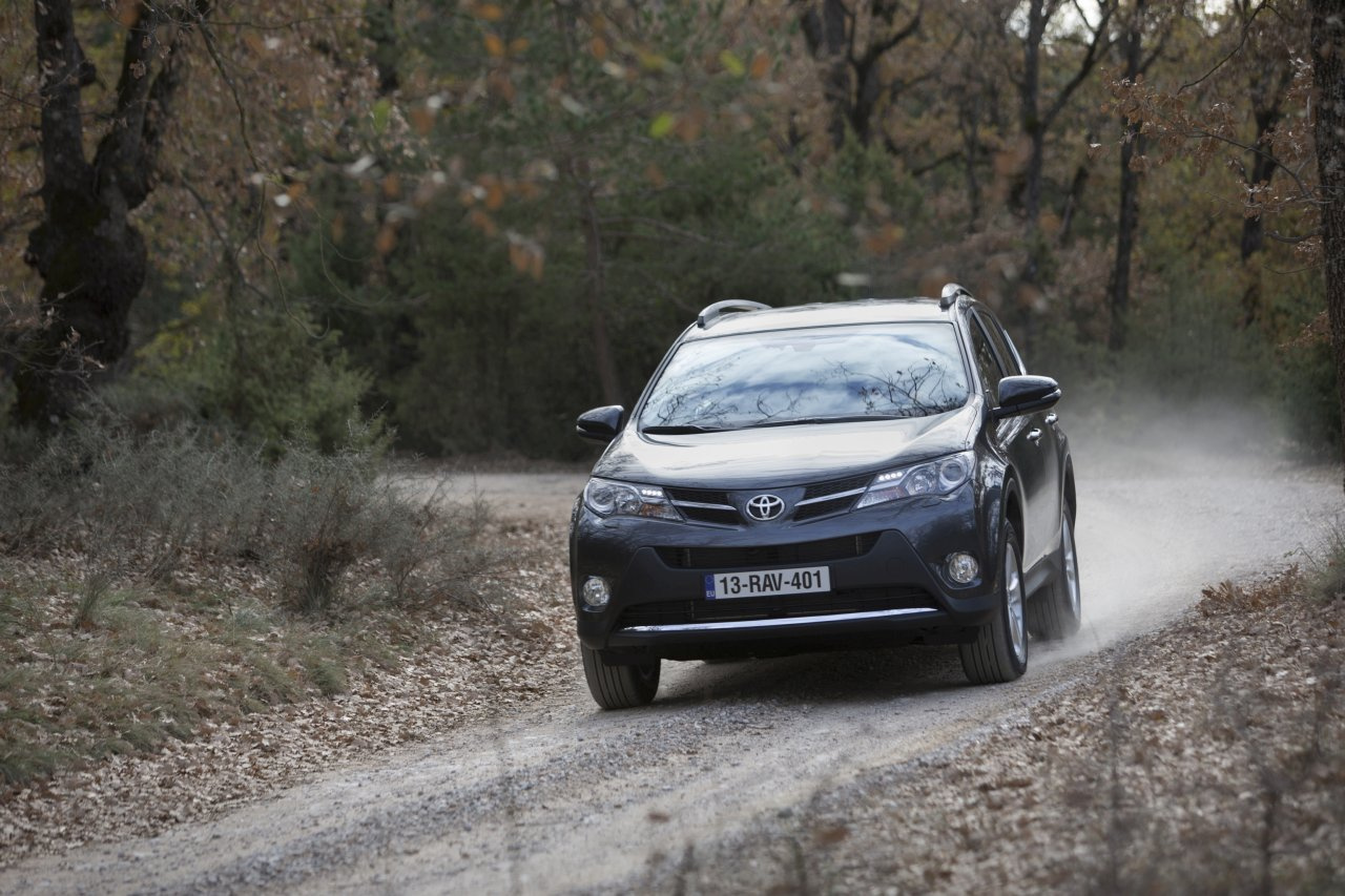 RAV4 – prekursor segmentu SUV