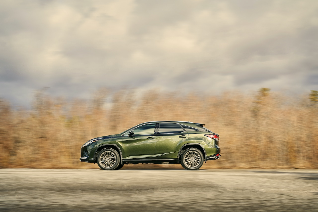 Jubileuszowy Lexus RX dla poszukiwaczy przygód
