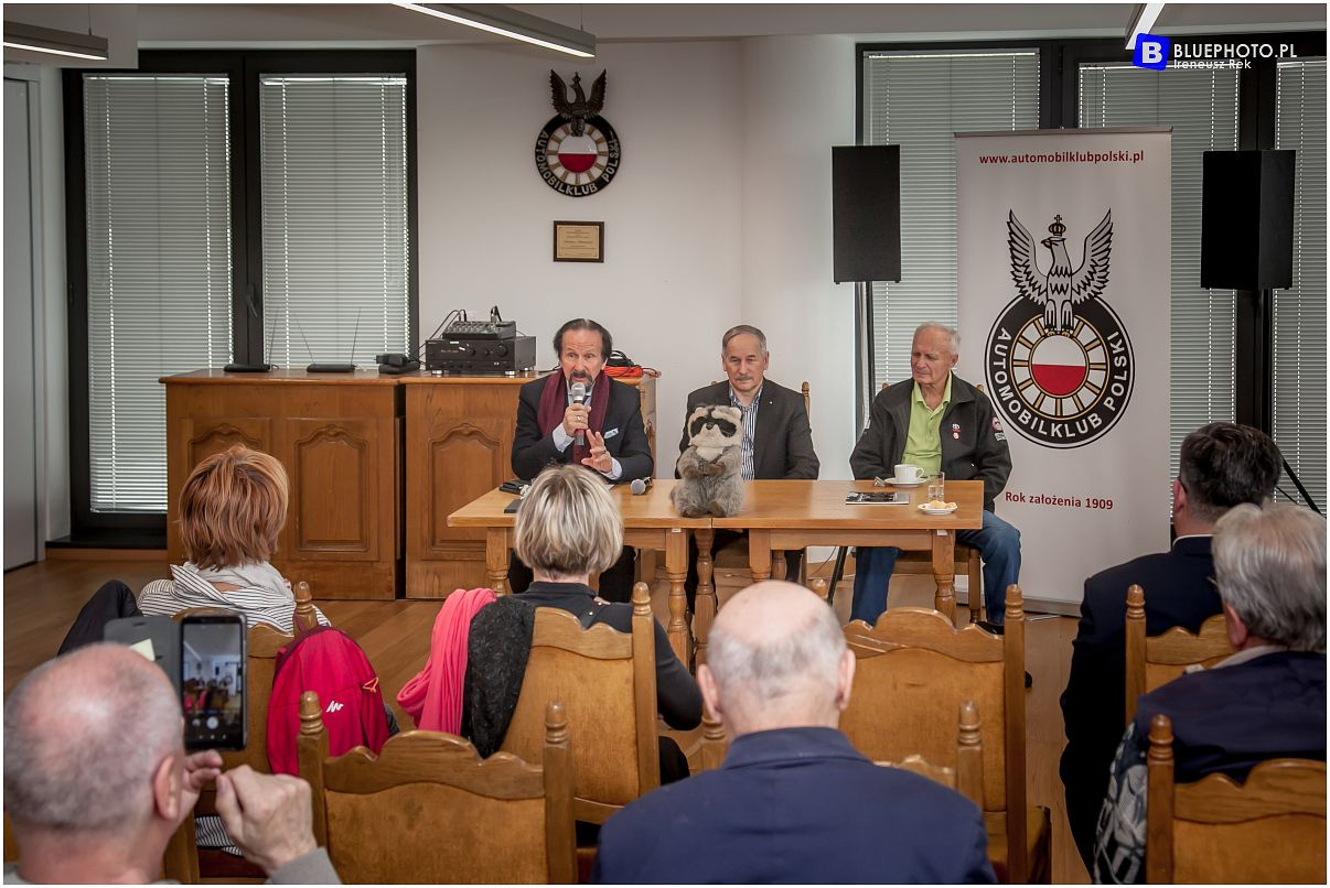 Andrzej Sochacki w podróży dookoła świata