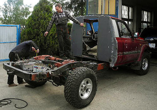 Toyota Land Cruiser 80 - kamper
