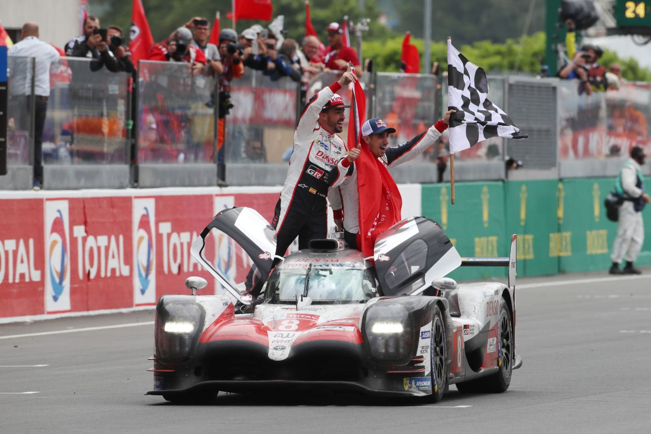 Fernando Alonso - odnaleziona radość z motorsportu dzięki TOYOCIE