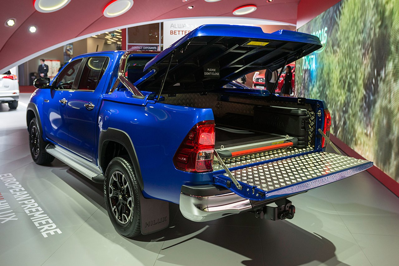 Genewa 2016: hity na stoisku Toyoty 