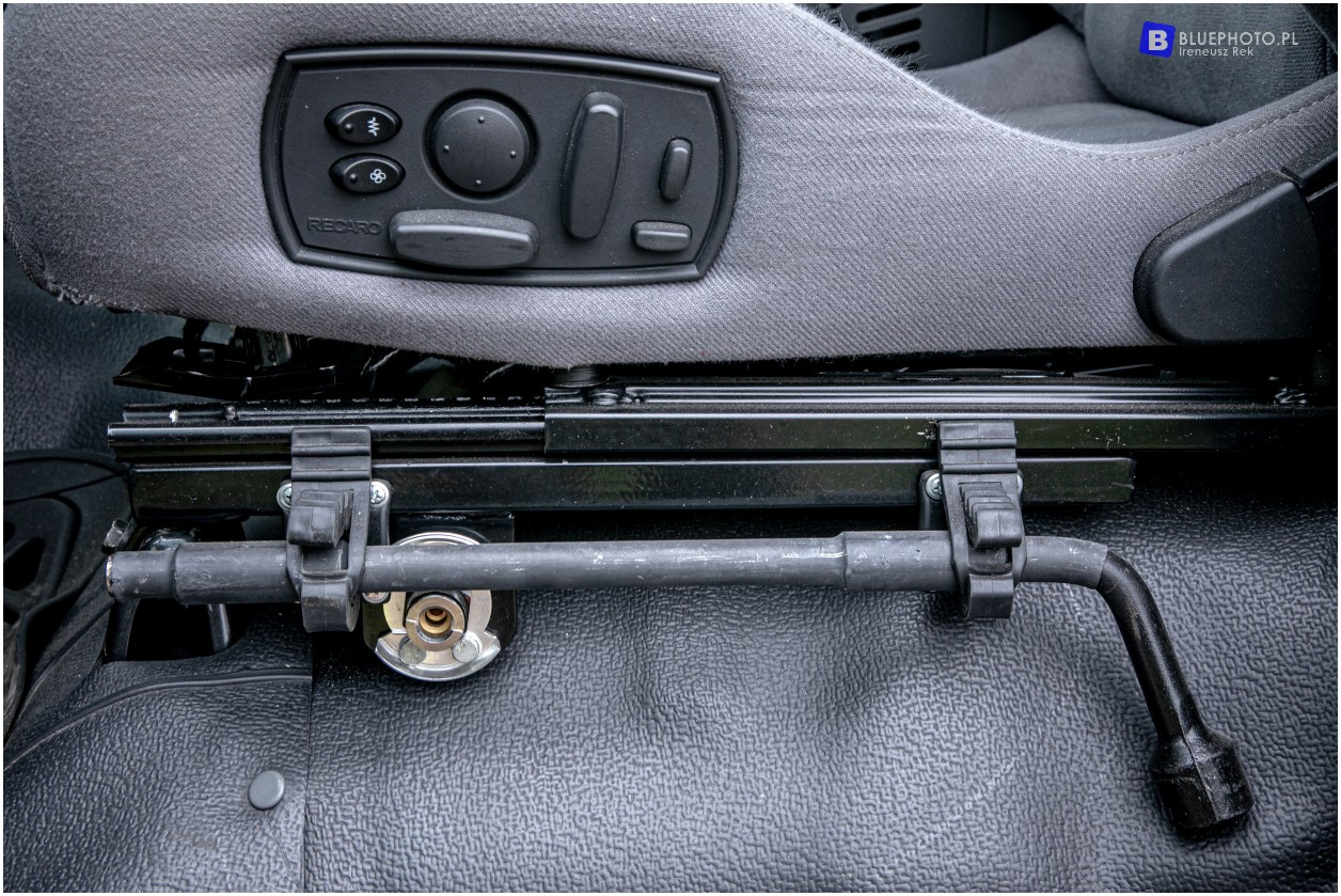 Land Cruiser HZJ79 - na wyprawę