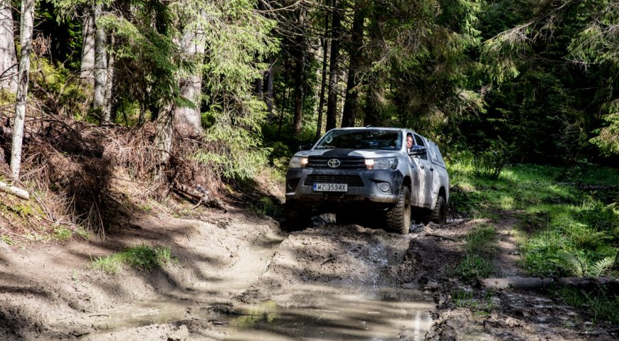 Toyota Hilux Revo - na szlakach Ukrainy