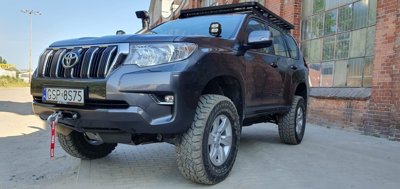 LandCruiser PL Land Cruiser 150 FJ Pro 04