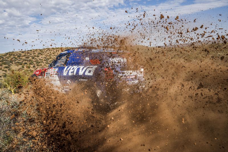 Kuba Przygoński na piątym miejscu Rajdu Dakar 2018