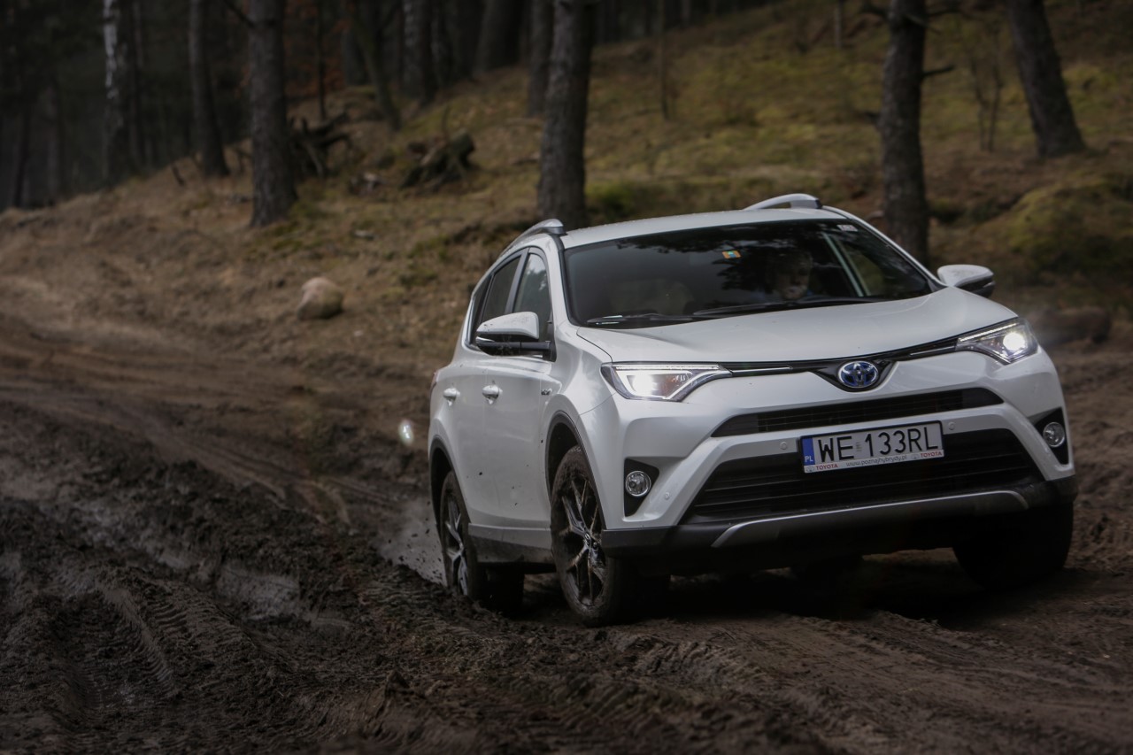 Hybrydowa Toyota RAV4