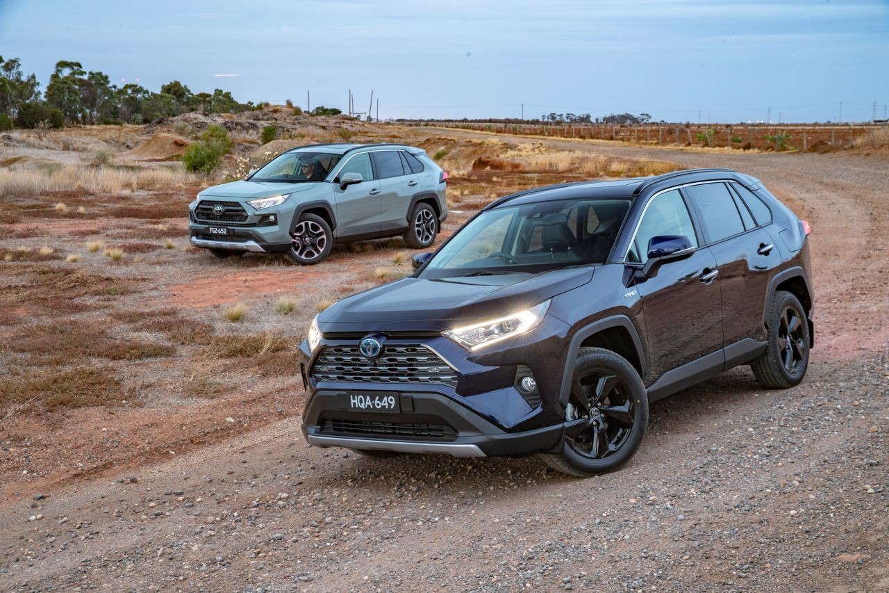 2019 toyota rav4 range03hr 1