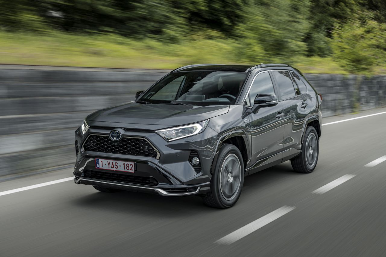 rav4phevdpl2020 dynamic 007 1