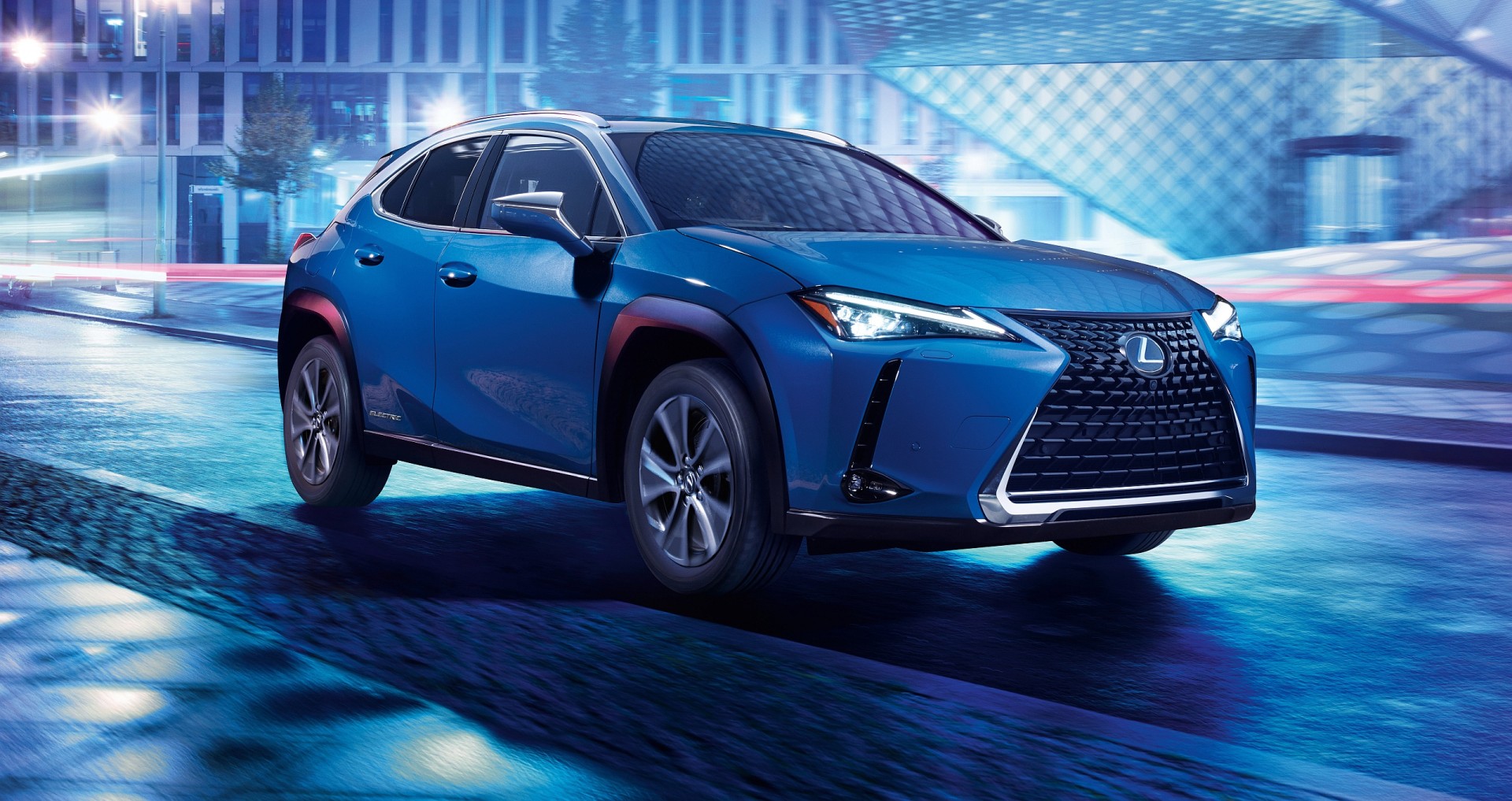 Elektryczny Lexus UX z nagrodą