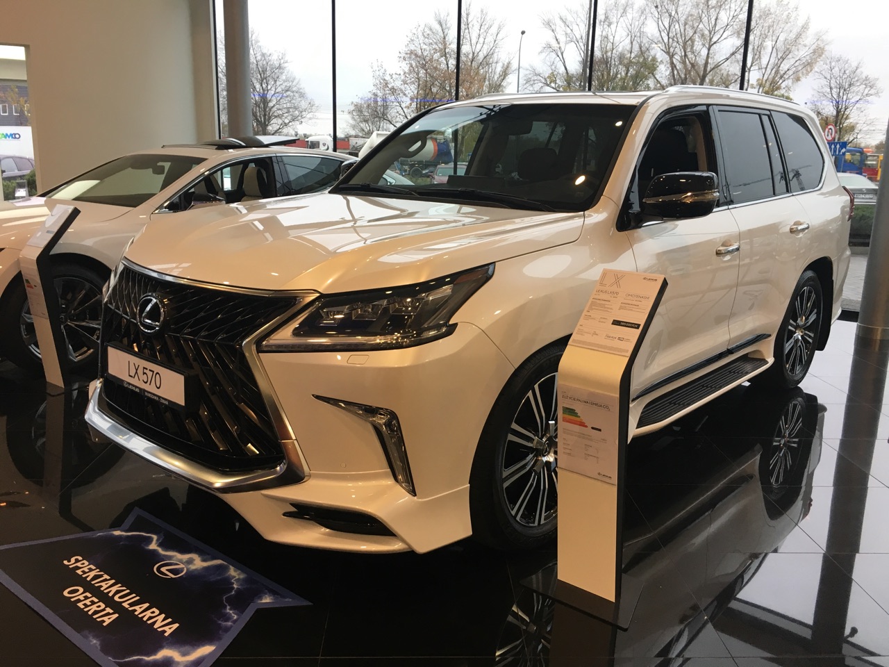 Wyjątkowy Lexus LX 570 do