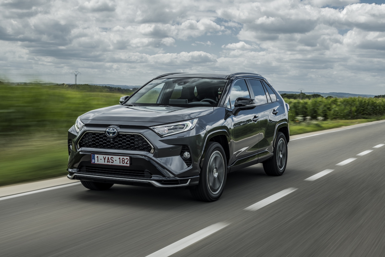 rav4phevdpl2020 dynamic 036