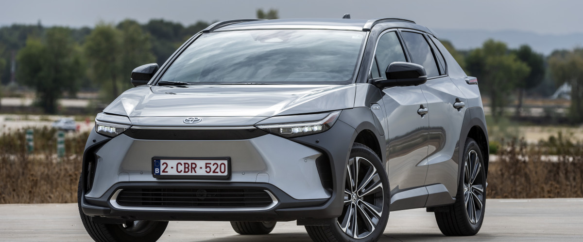 Toyota bZ. Seria elektrycznych SUV-ów nabiera kształtów
