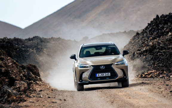 Lexus Overtrail - SUV w wersji terenowej