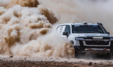 Czy Team Land Cruiser Toyota Autobody sięgnie po 11 z rzędu zwycięstwo w klasie aut fabrycznych w Rajdzie Dakar?