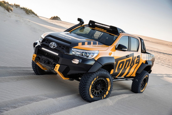 toyota_hilux_tonka