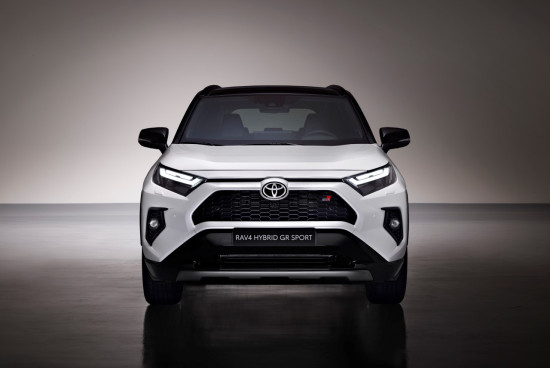 2022_RAV4_HYBRID_GRS_EXT_005