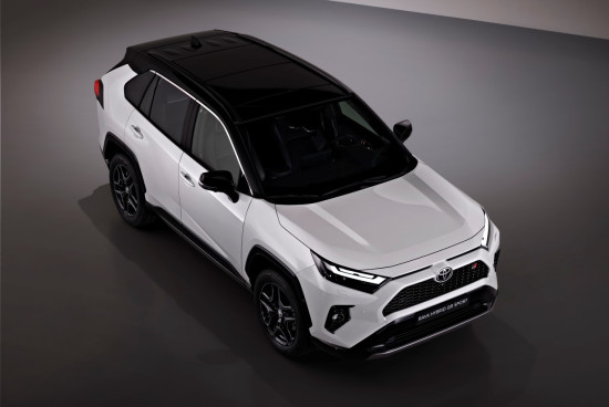 2022_RAV4_HYBRID_GRS_EXT_008