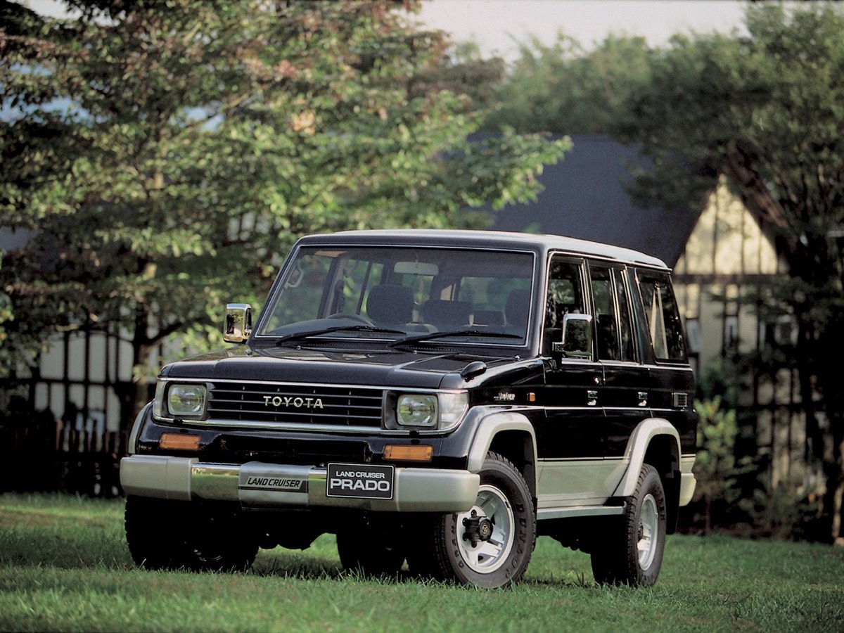 Toyota Land Cruiser J7 intro2